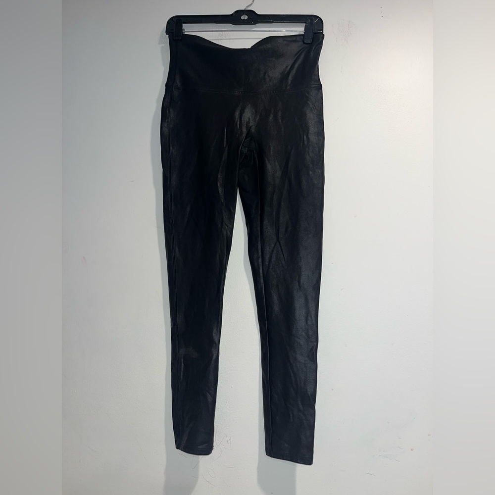 SPANX Faux leather leggings petite length in Black
